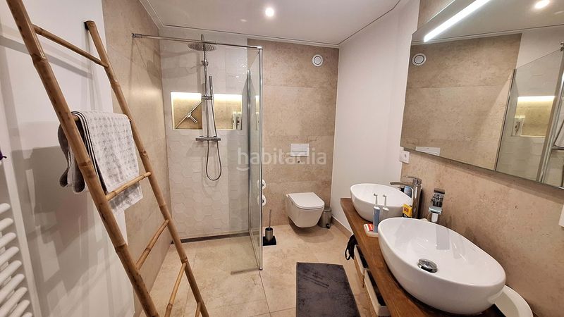 Foto 87fae2c7-d7a5-42c4-8bd3-b92adbe0c034. Casa amb piscina a Pedreguer