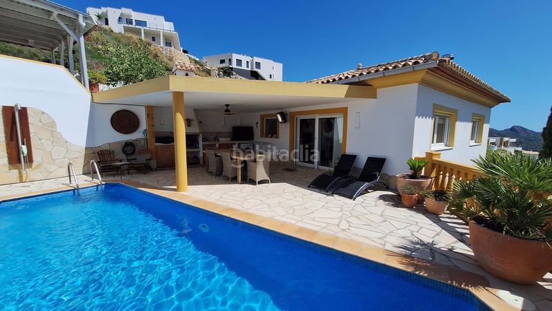 Foto 916635fb-3e83-4399-8705-a055e5b29452. Casa amb piscina a Pedreguer
