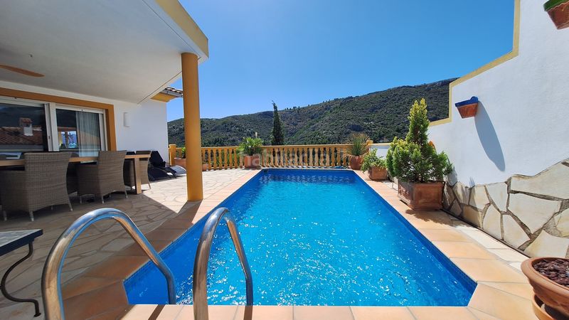 Foto ff308327-020a-4d18-9af3-47f838dfd4e3. Casa amb piscina a Pedreguer