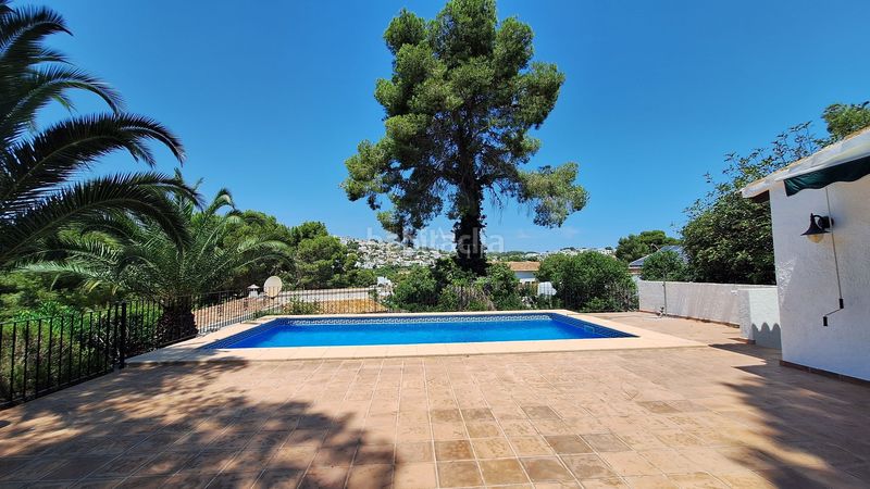 Foto 591ae009-eddf-43f9-b5b7-6ce30ee0fa70. Casa amb piscina a Benimeit-Tabaira Moraira