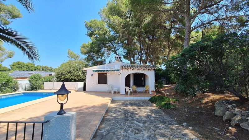 Foto a39ef487-116d-4400-a228-98f47ed11f5f. Casa amb piscina a Benimeit-Tabaira Moraira