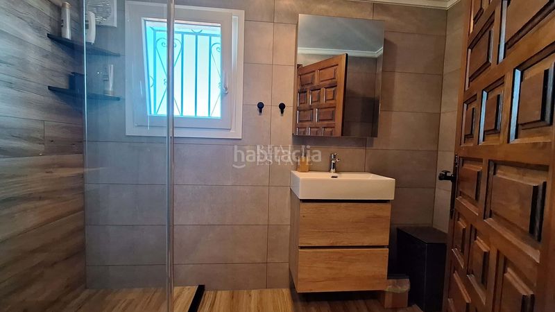 Foto 9003b967-489c-464b-997c-83839a2a9995. Casa amb calefacció a Benidoleig