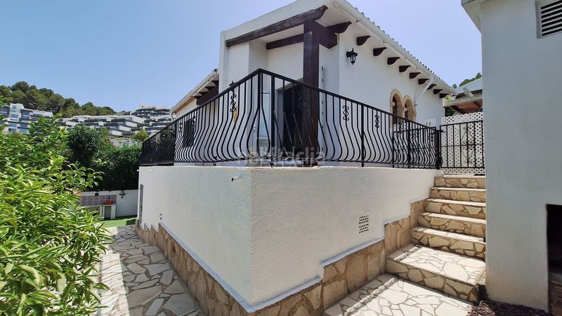 Foto 8a3f6f8a-be99-4546-b1a7-a91c0bb56d17. Casa amb piscina a La Sella Pedreguer
