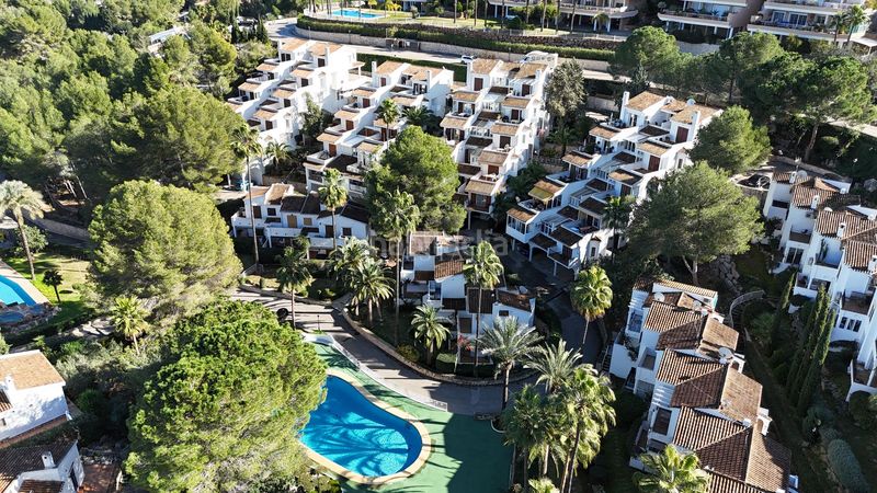 Foto c636791d-6532-48f4-af48-2b81e68916a7. Casa amb piscina a La Sella Pedreguer
