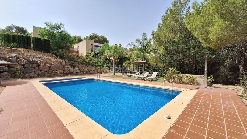 Foto 4b4f2b6b-bc51-457d-92a3-c138078b61c9. Casa amb piscina a Altea la vella Altea