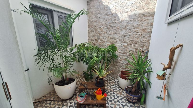Foto c0e8f102-0fc9-4494-b8ab-501d41bd3b93. Casa adossada a Tormos
