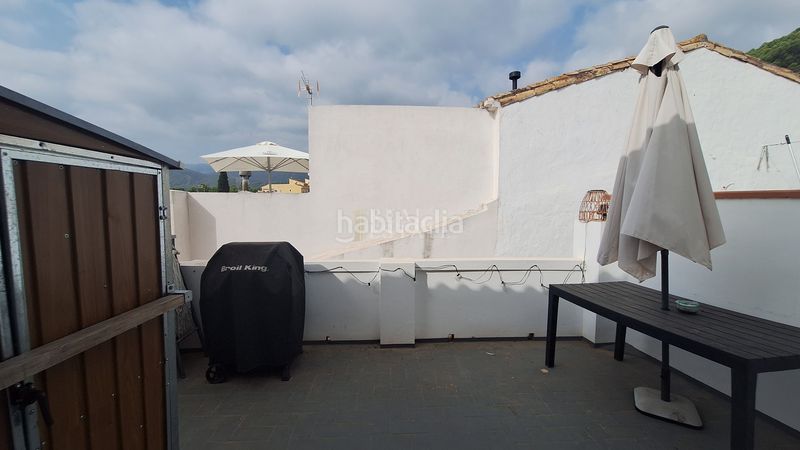 Foto f0cf4a15-e471-41cc-b08d-8618f95f2754. Casa adossada a Tormos