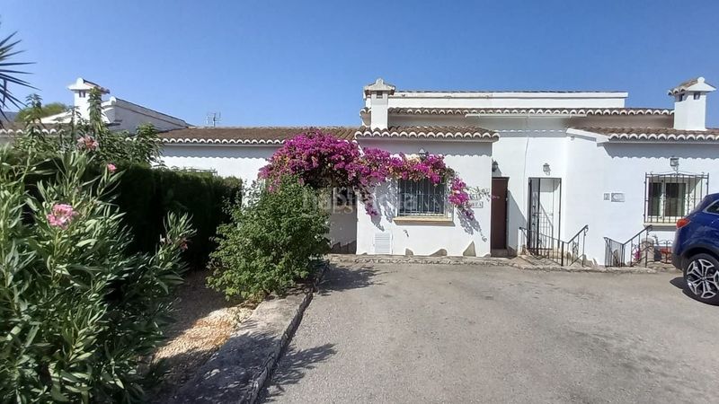Foto 11af7240-5e3f-460e-9223-442bacd8cc48. Casa amb piscina a Murla