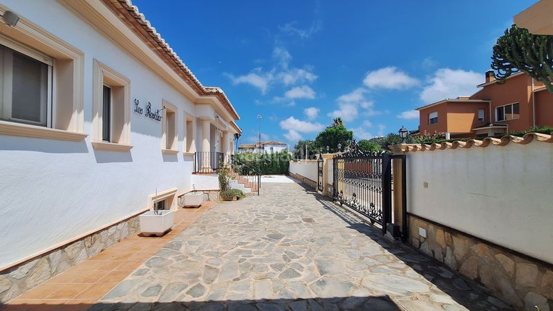 Foto 8b5d3385-1a59-418d-84e4-68b81c1565b1. Casa amb calefacció piscina a La Pedrera-Vessanes Dénia