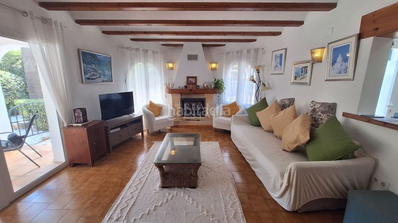 Foto a13eb09f-9fe4-4578-98f4-47ff82822de6. Casa amb piscina a La Granadella - Costa Nova Xàbia