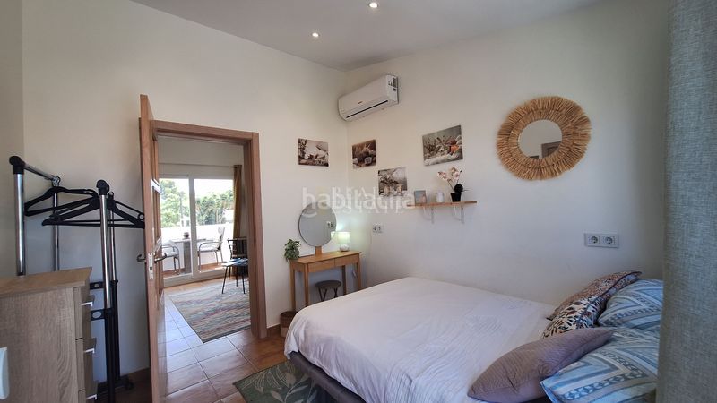 Foto e6a4d06d-0c3f-4086-89c5-aad6fa2f78a1. Casa amb piscina a La Granadella - Costa Nova Xàbia