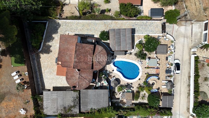 Foto 4eaf32c3-ffa9-4887-8da1-b100e5f2fa56. Casa amb piscina a Benidoleig