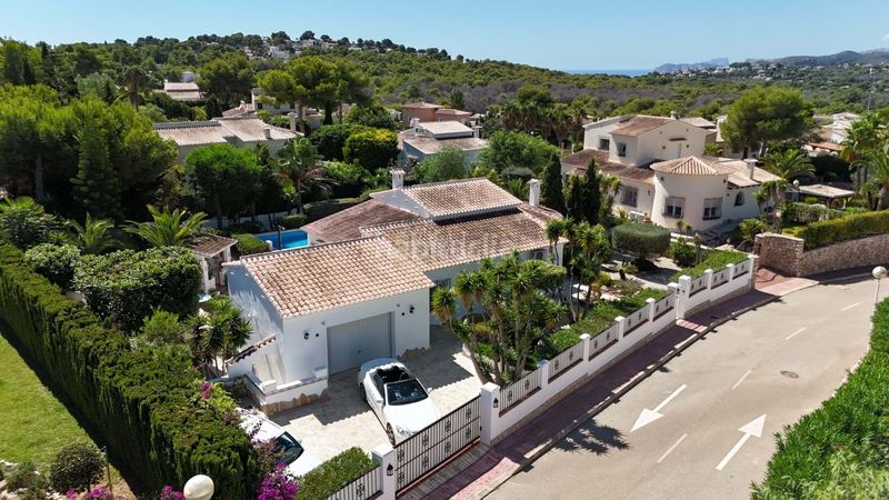 Foto 3d85258e-cc2a-4217-891e-4cf094574f95. Casa amb calefacció aparcament piscina a Portichol-Balcón al Mar Xàbia