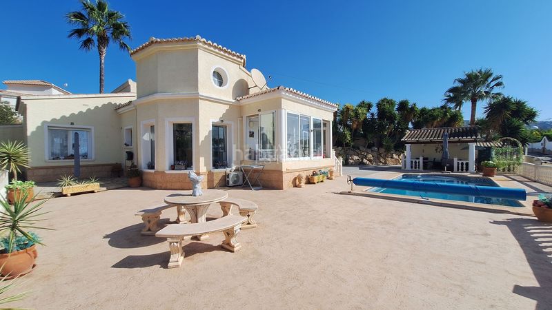 Foto 3895ec01-44bb-461b-96d8-7023614a6329. Casa amb calefacció piscina a Benimeit-Tabaira Moraira