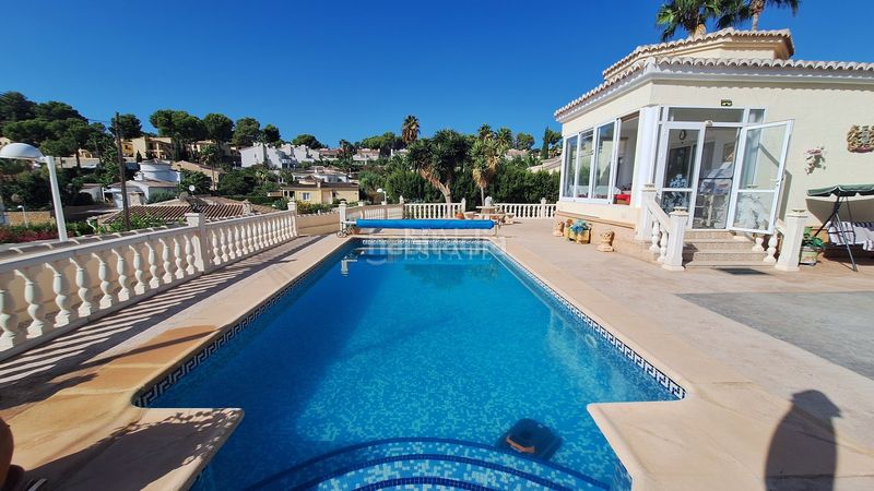Foto ee1983ab-cefb-4105-8345-bf101fcd2af9. Casa amb calefacció piscina a Benimeit-Tabaira Moraira