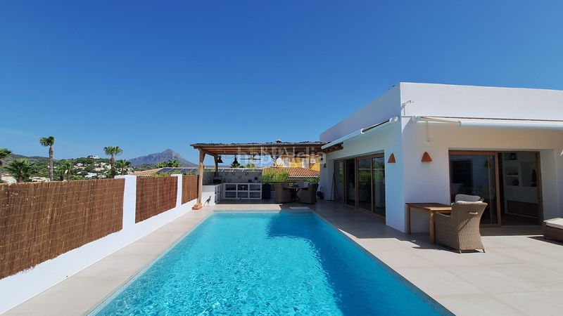 Foto 77030dfd-0b05-471a-b1e3-a33ea3168c18. Casa amb piscina a Cap Martí - El Tossalet - Pinomar Xàbia