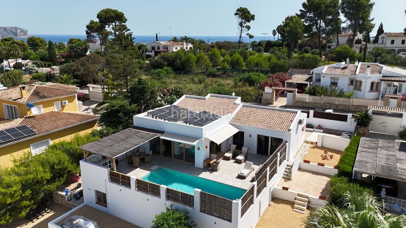 Foto ead5cadd-11f7-4b9e-ac0c-1dce035519f9. Casa amb piscina a Cap Martí - El Tossalet - Pinomar Xàbia