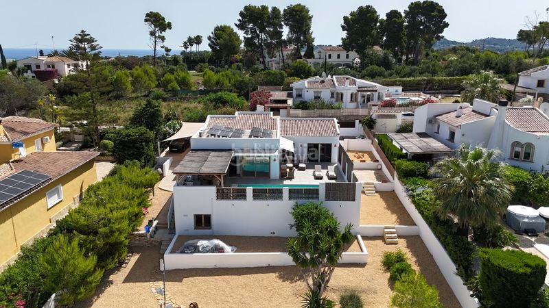Foto eb5f801a-7bb5-4ccf-8097-35e2cfc58f71. Casa amb piscina a Cap Martí - El Tossalet - Pinomar Xàbia