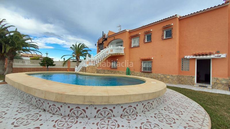 Foto 14bad5f0-d1df-4ae1-ba08-70e68e64d041. Chalet mit heizung parking pool in Oliva playa Oliva