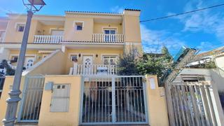Casa adossada  Calle almassera