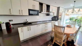 Casa  Calle villajoiosa  el tossalet 
alfaz del pi. Impresionante bungalow de 3 dormitorios y 2 baños en el centro d