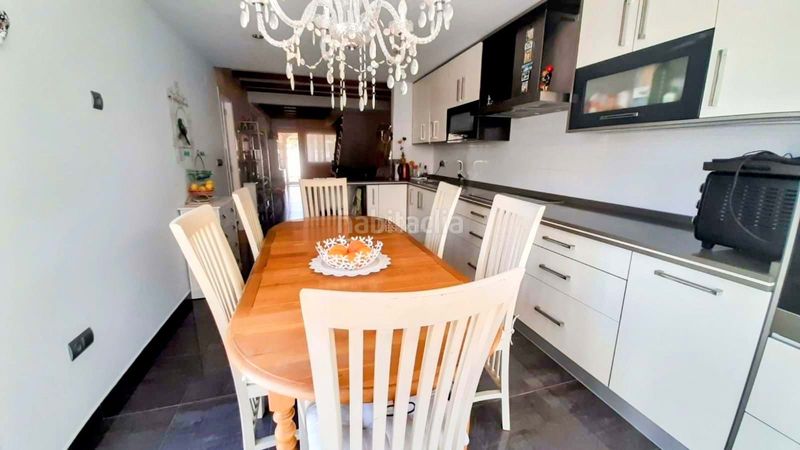 Foto 127fb0e9-2bd8-41ae-a689-d0e174851638. Casa amb aparcament piscina a Altea ciudad Altea