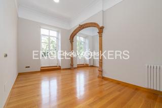 Apartament a Centro - Areal. Exclusiva vivienda en edificio señorial
