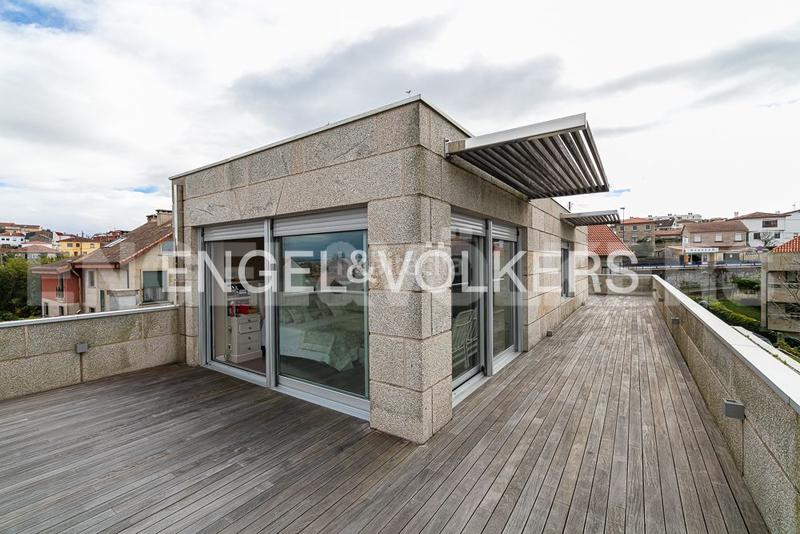 Foto 4bb0c678-ddf8-4366-a4ac-2ec15c9b6e7c. Casa amb calefacció aparcament piscina a Coruxo - Oia - Saiáns Vigo
