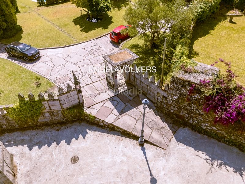 Foto 4528c16e-3097-4bde-a959-d0004a89e3b2. Casa amb calefacció piscina a Gondomar