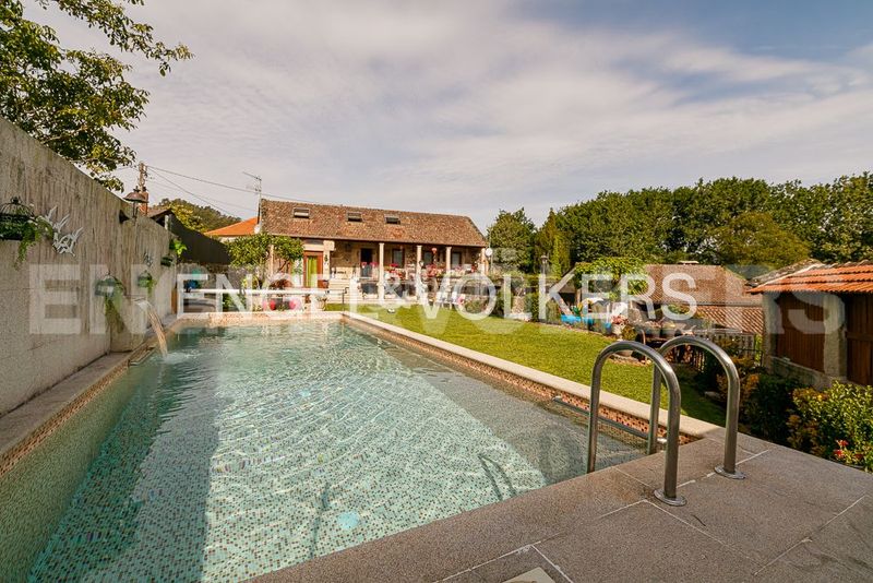 Foto d32d62e0-d3ff-42e2-9d6a-120767aa82ee. Casa amb calefacció piscina a Mondariz