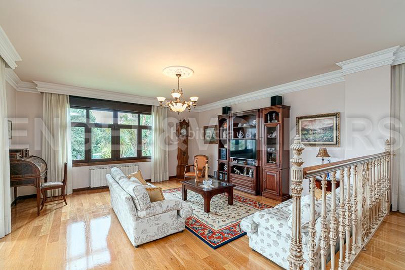 Foto 0280b53f-6d9e-46ff-b21e-135ee5c76c1a. Casa con riscaldamento parcheggio piscina in Gondomar