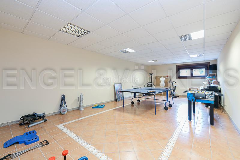 Foto fe89f3a8-7129-4876-91ea-62f570c99b2f. Casa con riscaldamento parcheggio piscina in Gondomar
