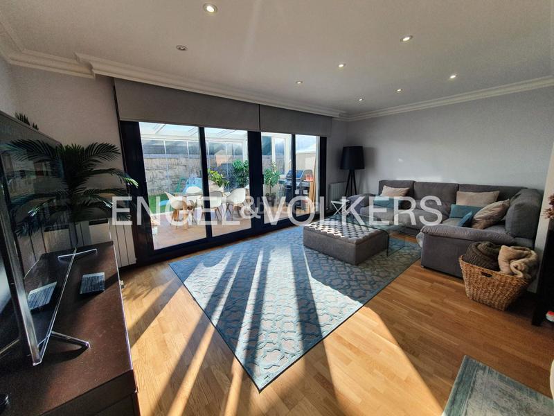 Foto 1a047ead-9099-4589-b326-504655977e1d. Maison avec chauffage parking dans Sardoma - Castrelos Vigo