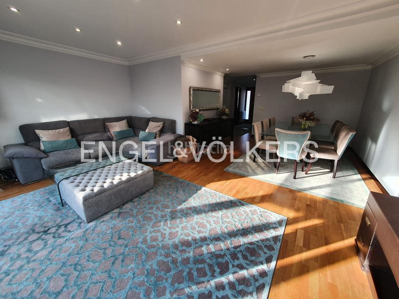 Foto 2aece955-828c-474e-bf22-72f606e799cb. Maison avec chauffage parking dans Sardoma - Castrelos Vigo