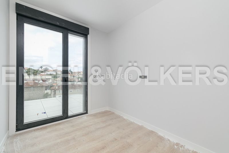 Foto 0b783dc0-67ce-4615-b9d2-31f0f6230149. Pis amb calefacció aparcament a Coruxo - Oia - Saiáns Vigo