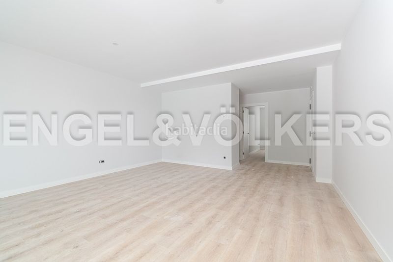 Foto 0c556598-d91d-4958-be99-a3e131f0638a. Pis amb calefacció aparcament a Coruxo - Oia - Saiáns Vigo