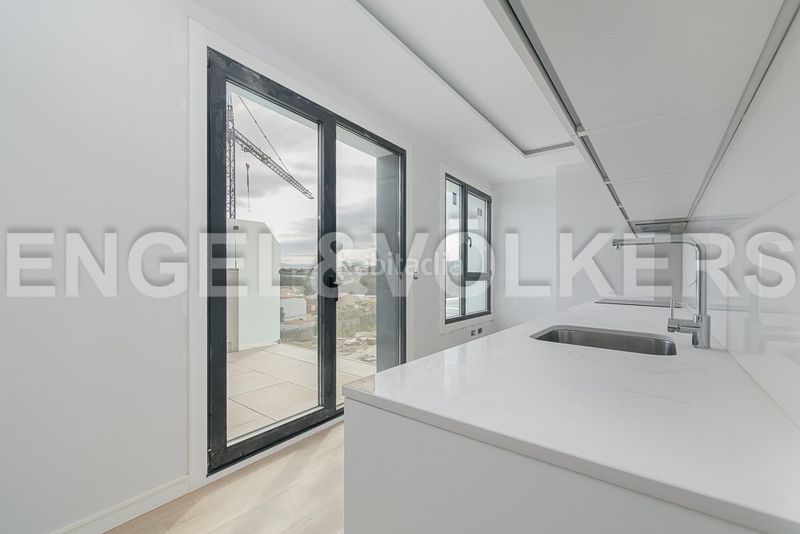 Foto e59aa0ac-7bc2-4249-8499-99e9056c97a8. Pis amb calefacció aparcament a Coruxo - Oia - Saiáns Vigo