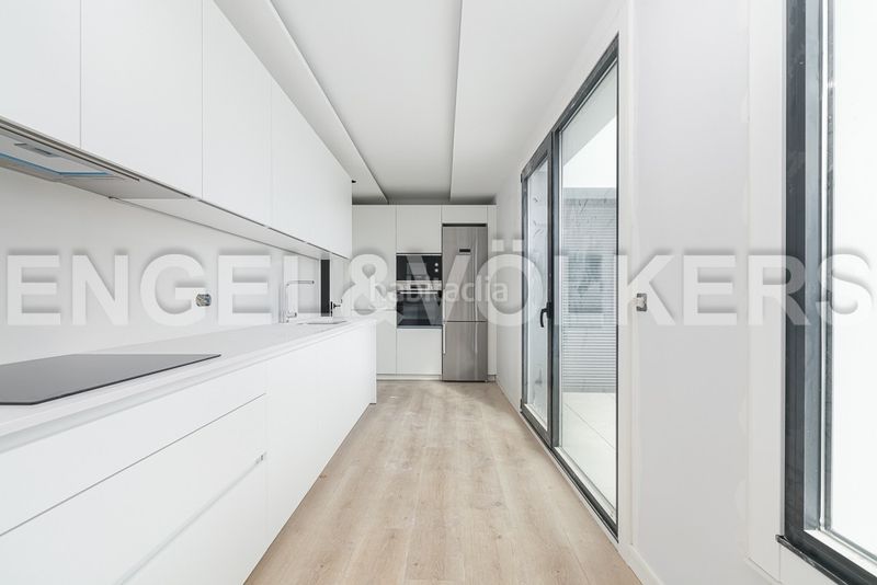 Foto e86e7062-47e8-4e29-bd0e-a3bc939a6bd6. Pis amb calefacció aparcament a Coruxo - Oia - Saiáns Vigo