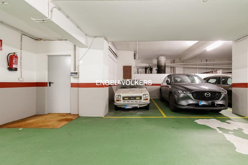 Foto 1539ea8a-874e-428f-a59c-0e38c28f966d. Rent apartment with heating parking in Plaza España - Corte Inglés Vigo