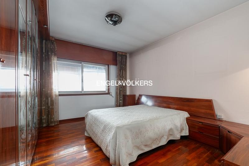 Foto 915af8a3-371f-49be-827a-e5f9ea65ffed. Rent apartment with heating parking in Plaza España - Corte Inglés Vigo