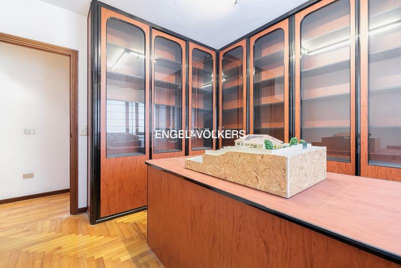 Foto f9aa67ad-76bd-4dda-8c74-db57c4d9bd24. Rent apartment with heating parking in Plaza España - Corte Inglés Vigo