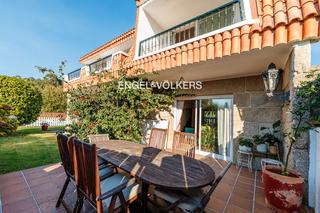 Casa en Navia. Encantadora casa con piscina en navia