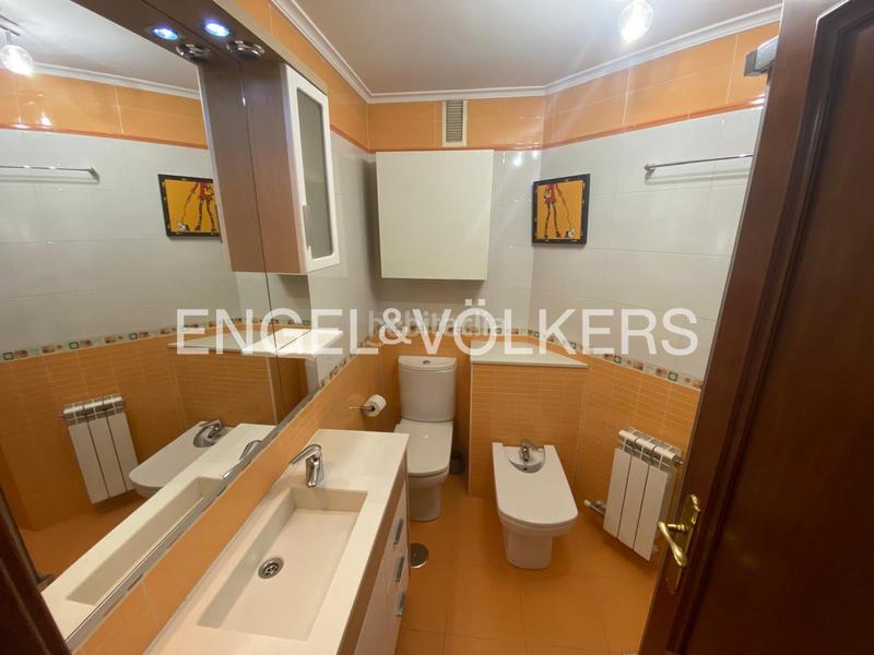 Foto e211538a-c584-4e84-938d-2344424180a4. Location appartement avec chauffage parking dans Berbés - Peritos Vigo