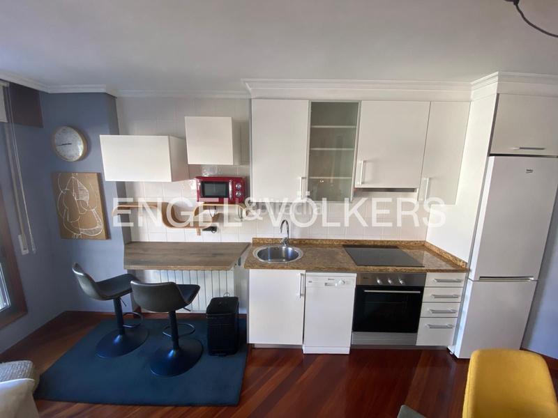 Foto fe4ba014-3a7e-431c-bf4e-ab498f57b3d5. Miete appartement mit heizung parking in Berbés - Peritos Vigo