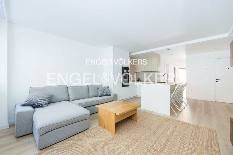 Foto 2a54d444-2dcd-4a43-981e-a8200d645d2d. Apartament amb calefacció aparcament a Plaza España - Corte Inglés Vigo