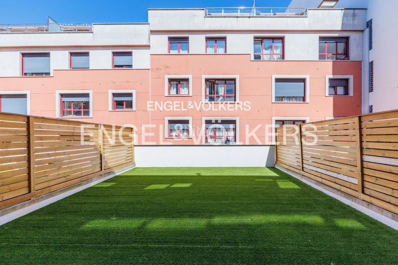 Foto 62cfd0b5-82c8-4adb-af49-1c8ee24de0a8. Apartament amb calefacció aparcament a Plaza España - Corte Inglés Vigo