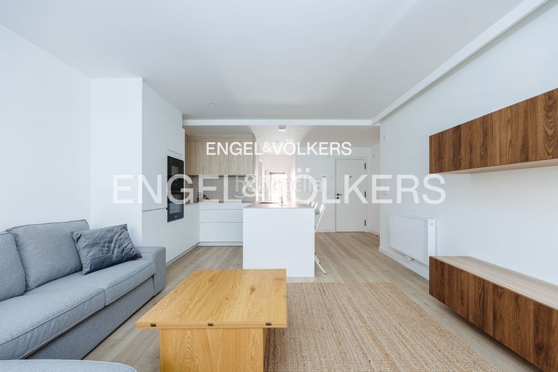 Foto 7bc22ecc-9a50-48f3-9bec-c9ca469d4912. Apartament amb calefacció aparcament a Plaza España - Corte Inglés Vigo