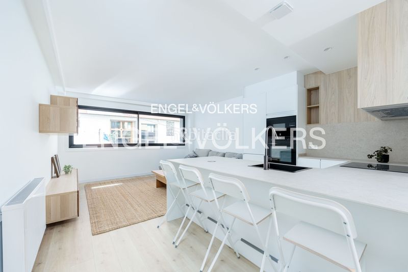 Foto f28a0074-2d76-4ff2-83c2-8fa74e5c2bea. Apartament amb calefacció aparcament a Plaza España - Corte Inglés Vigo