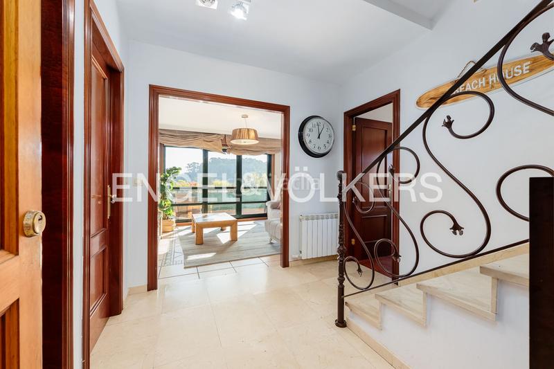 Foto 25454340-2ccc-425c-9558-142dabaa65bb. Semi detached house with heating parking in Nigrán centro Nigrán