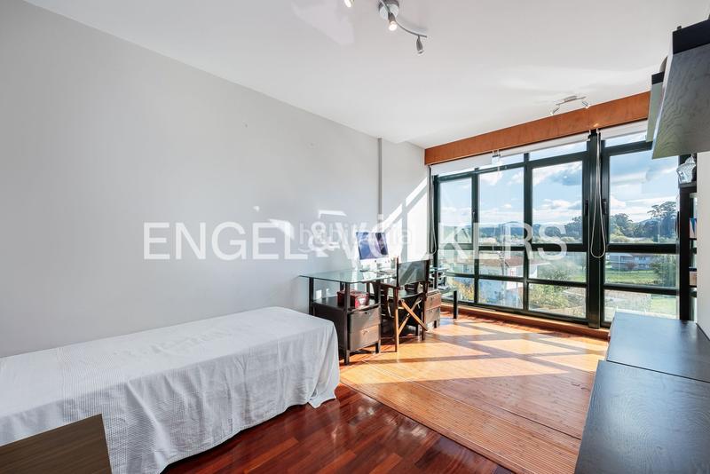 Foto 573f003c-b169-4826-b184-b28a8652f3c7. Semi detached house with heating parking in Nigrán centro Nigrán